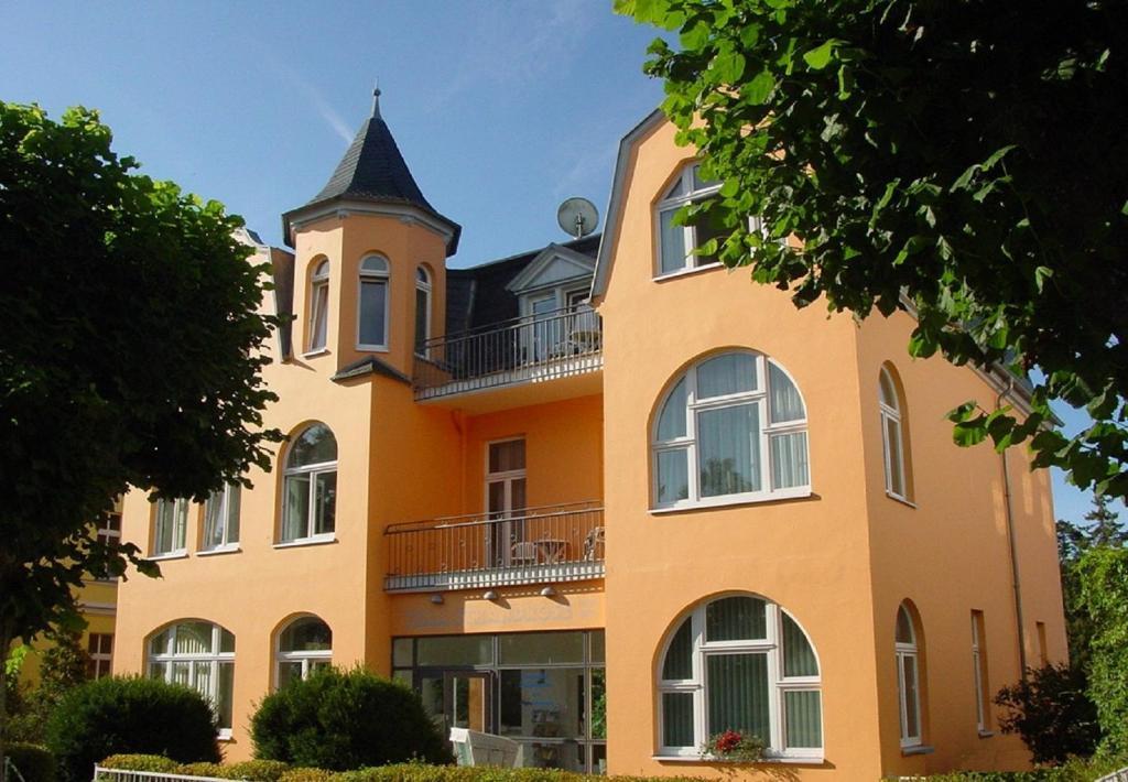 Hotel Villa Strandrose Херингсдорф Екстериор снимка